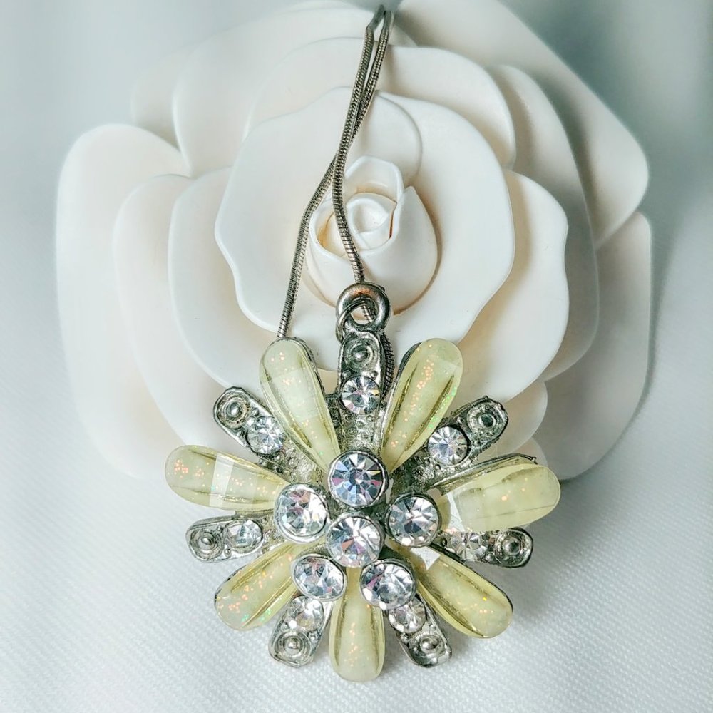 Iridescent Resin & Metal Flower Necklace